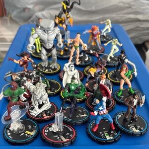 Vintage HeroClix Figure Lot –Marvel/DC– WizKids